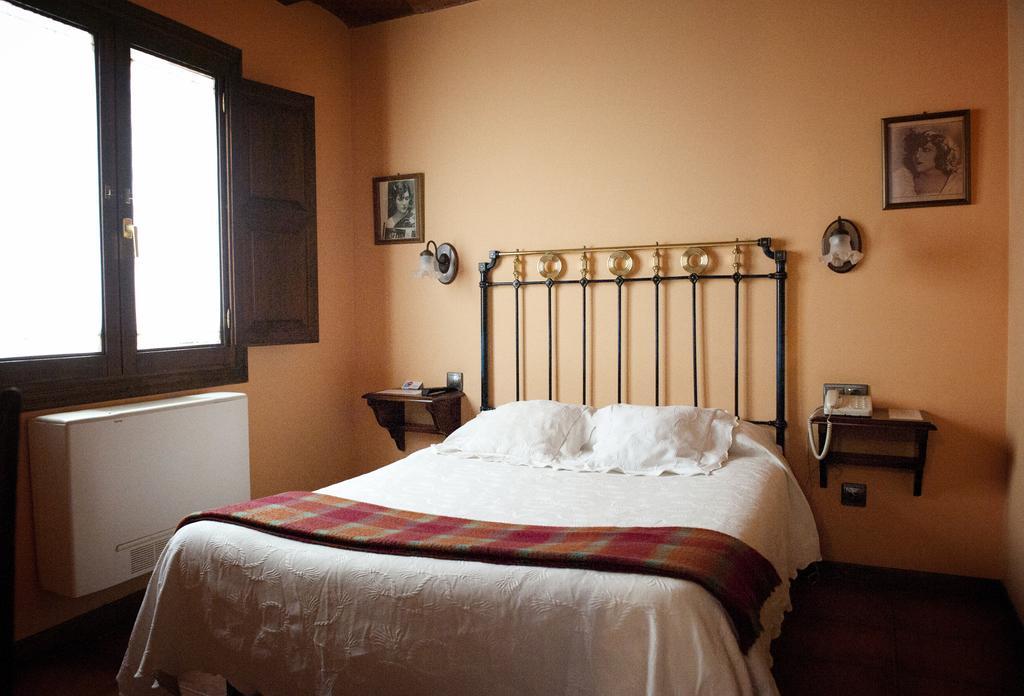Hostal Santa Agueda Tarazona Номер фото