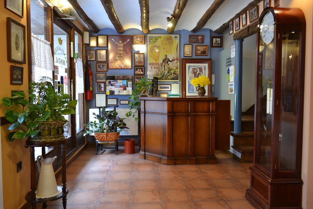 Hostal Santa Agueda Tarazona Екстер'єр фото